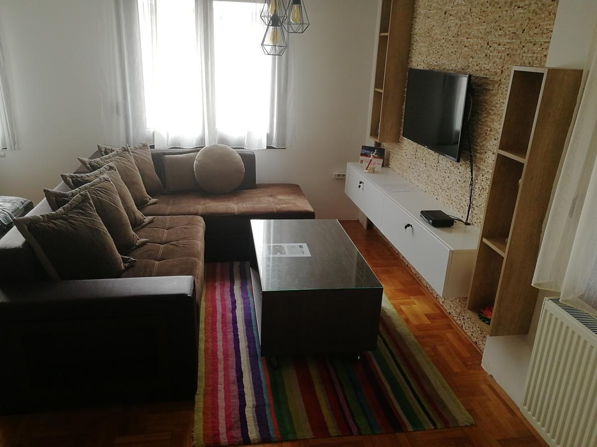 Apartment Aleksija Ni Exteriér fotografie